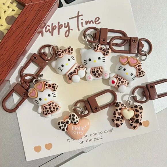 🍏50% OFF/3+...6-pcs Set of Cute Hello Kitty Bag Charms - Picture 4 of 10